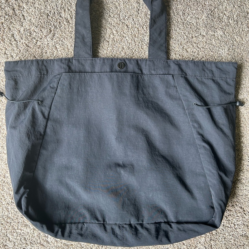 Lululemon gym bag